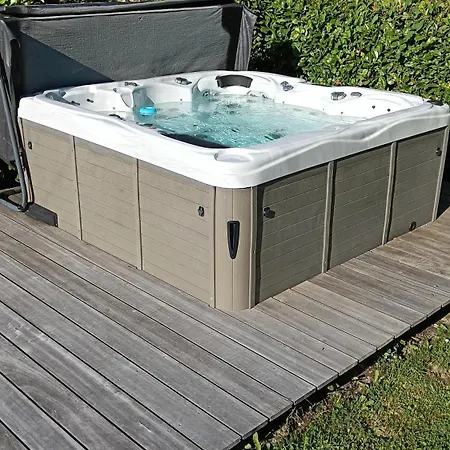 A Dans Magnifique Fermette - Tres Calme, Jacuzzi - 40 Minutes De - Francorchamps